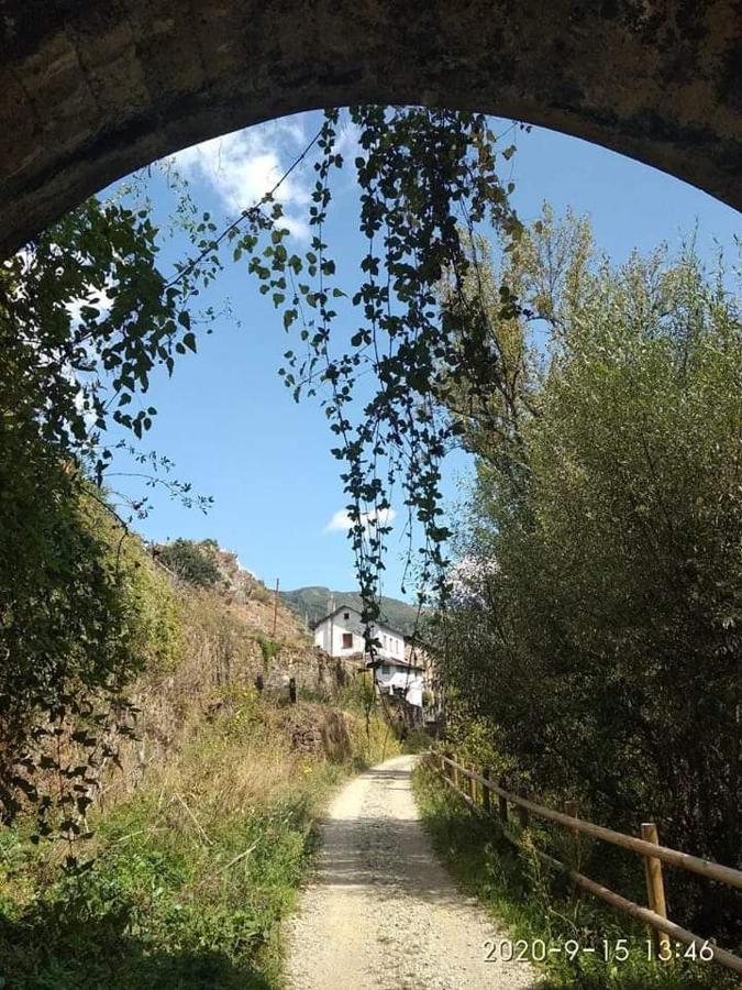 Vut El Refugio Villablino Exterior foto